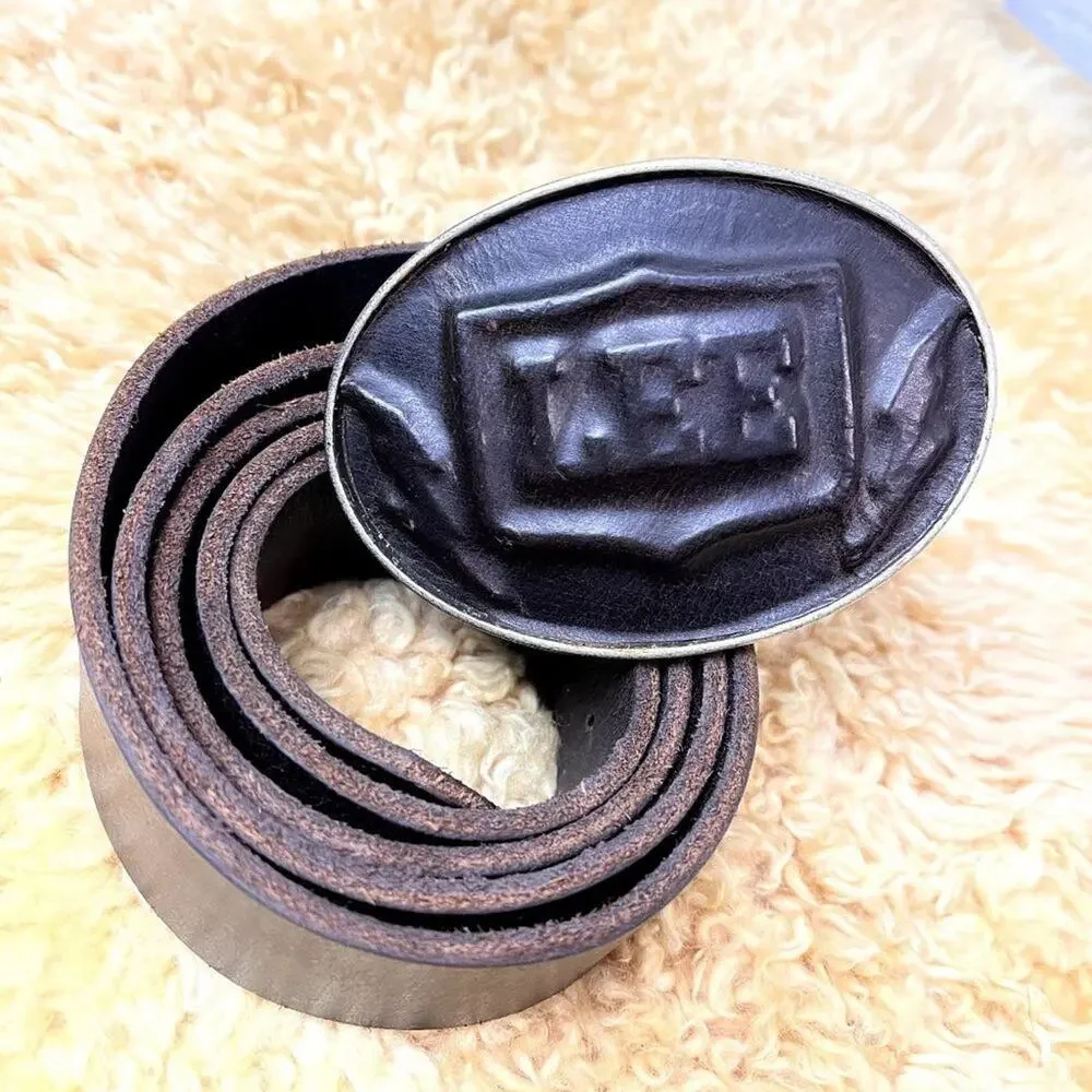 Lee Cowboy Brown Leather Belt With Oval Metal Buckle Made In Italy
